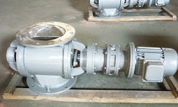 星型卸灰阀在停运后有料流出解决方法